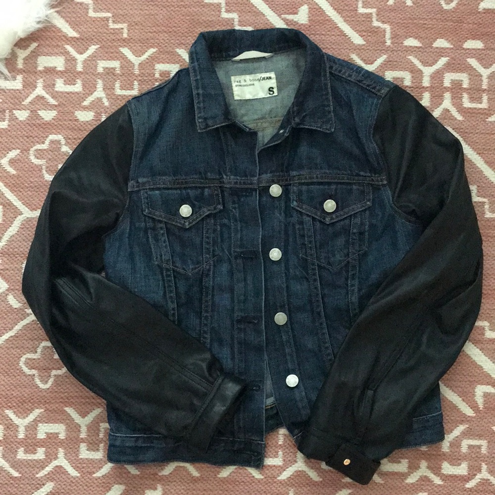 Rag & bone/jean denim jacket w leather sleeves